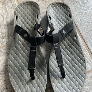 Columbia sandals women’s size 10